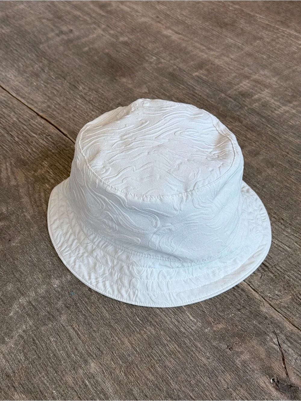 lululemon athletica Cream Bucket Hat with Subtle Stitching